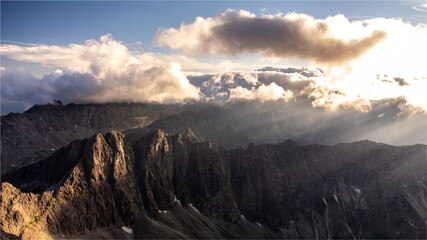 Obraz na płótnie Canvas Sunset over High Tatras Mountains national park in Slovakia 
