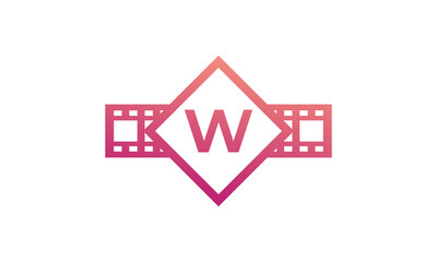 Naklejka premium Initial Letter W Square with Reel Stripes Filmstrip for Film Movie Cinema Production Studio Logo Inspiration