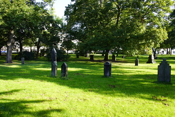 The St. Nikolai cemetery, history and important tombs. Hanover, Germany.