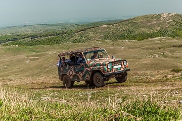 Camouflage off-roading 4x4