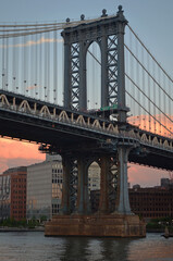 Sunset over the Manhattan Bridge in NYC