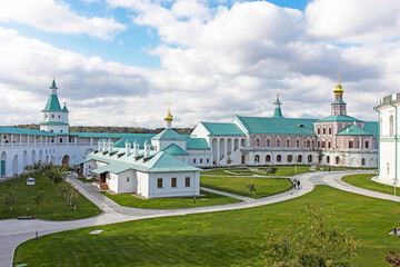 Fototapeta na wymiar The Resurrection Cathedral of the New Jerusalem Monastery was built according to the drawings of the prototype - the Church of the Holy Sepulcher in Jerusalem. ISTRA, RUSSIA