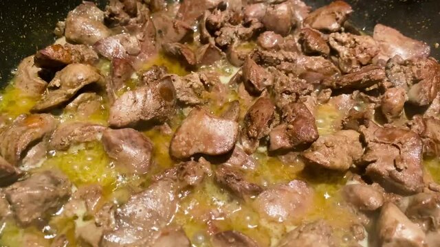 Chicken liver in butter For liver pate. Cooking process. Slow motion