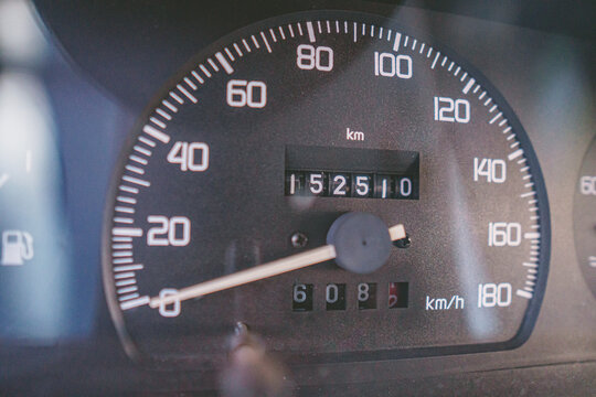 speedometer of a stationary car