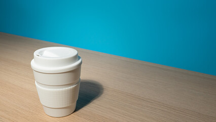ZERO WASTE: Single reusable mug on a table - 460215197