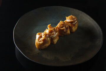 dulce de leche sushi
