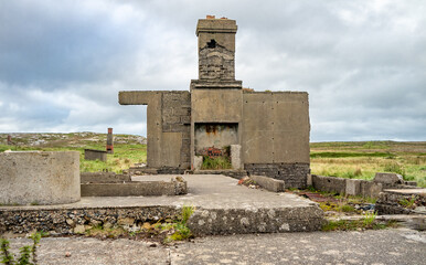The ruins of Lenan Head fort at the north coast of County Donegal, Ireland.