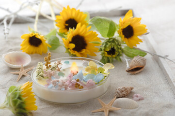 夏のキャンドルとひまわり