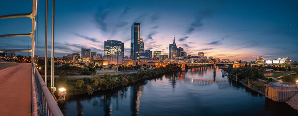 Fototapeta na wymiar Nashville skyline during blue hour with river front