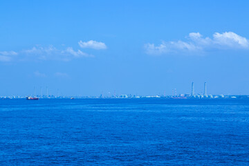 青い海と空