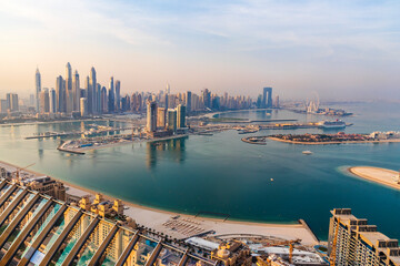 Obraz premium Dubai, UAE - 09.24.2021 Dubai city skyline on early morning hour. Dubai Marina. Urban