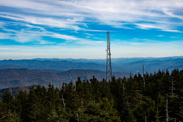 Obraz premium Radio Tower in Mountains