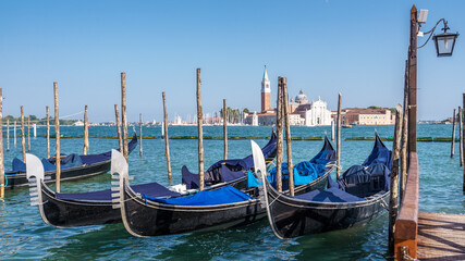 Gondolas on Venice © David Martínez