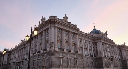 Fototapeta na wymiar Madrid's royal palace