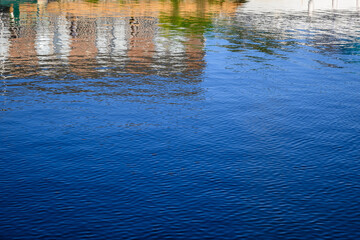 Obraz na płótnie Canvas Reflections in water