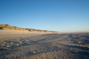 Fototapeta na wymiar the endless beach on the north sea