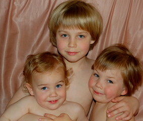 portrait of children boys brothers 