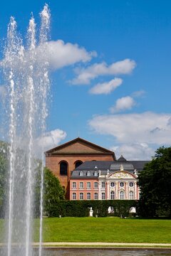 Basilika und kurfürstliches Palais in Trier