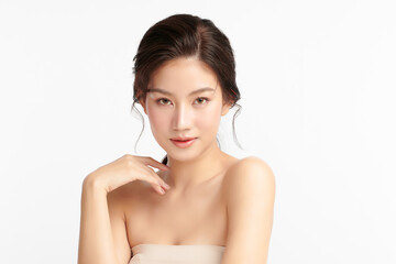 Obraz na płótnie Canvas Beautiful young asian woman with clean fresh skin on white background, Face care, Facial treatment, Cosmetology, beauty and spa, Asian women portrait.