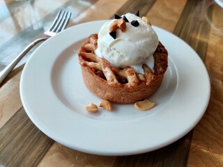 Apple Pie with Ice cream