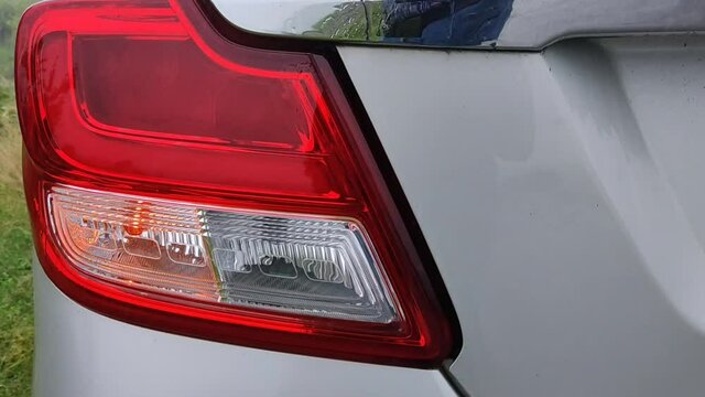 car blinker indicator light blinking continuously