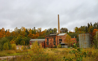 Automne en Lettonie friche industrielle