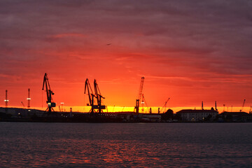 Fototapeta na wymiar industrial sunset