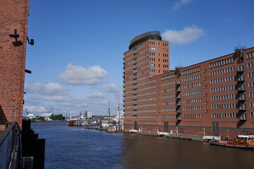Fototapeta premium Hamburg, Germany - July 18, 2021 - an Idyllic Scenery of Redbrick architecture in the Port