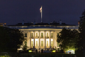 The White House at night - Washington DC, United States