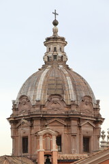 Fototapeta na wymiar San Giuseppe dei Falegnami Church Dome in Rome, Italy