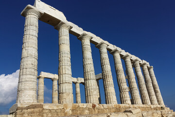 Obraz premium Ancient Greek temple