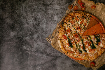 Neapolitan-style baked pizza, margarita