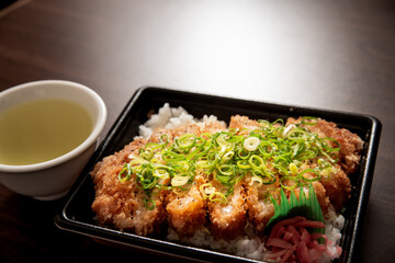 お弁当　豚ロースカツ弁当