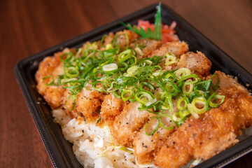 お弁当　豚ロースカツ弁当