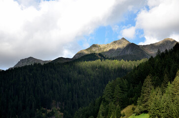 Riepenspitze, mountain on the border