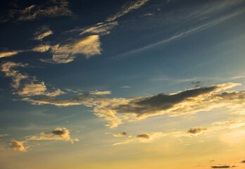 Cloud in the sky whwn morning come dawn