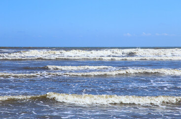 九十九里　海岸の波
