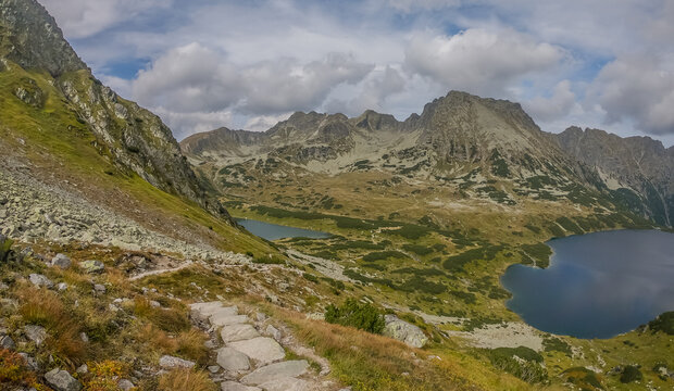 Karpaty Bilder Durchsuchen 12,412 Archivfotos, und