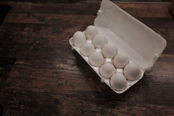 Fototapeta na wymiar Eggs in a white package.
