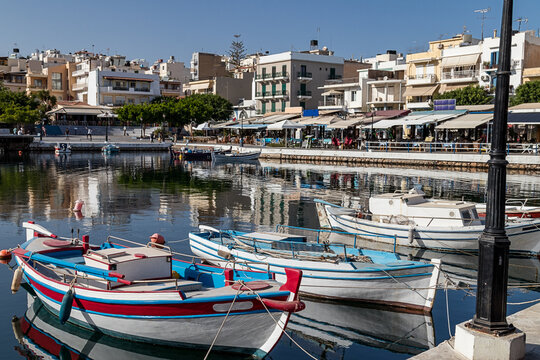 Fischerboote im Voulismeni-See 