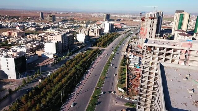 「100M」の写真素材 | 842件の無料イラスト画像 | Adobe Stock