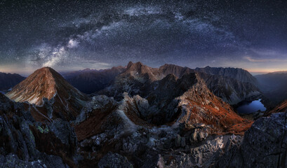 Fototapeta na wymiar Milky way over Tatras mountain panorama landscsape at night, Poland