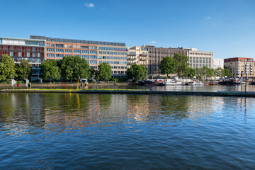 Fototapeta na wymiar Berlin City skyline River View