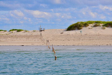 Strand with water