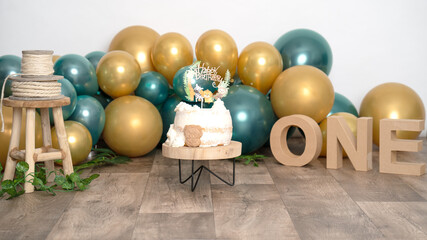 Digitaler Hintergrund für ersten Geburtstag cake smash Thema Dschungel gold grün mit...