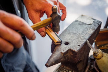 Coutelier - assemblage