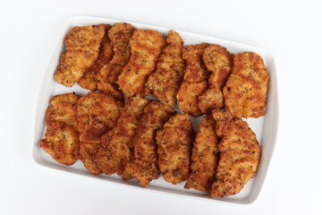 Schnitzel aus Sweinelende in Leinsamenpanat.