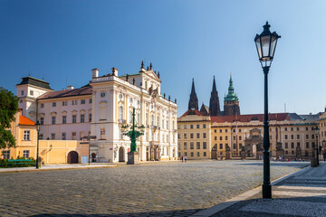 Obraz premium Archbishops Palace on Hradcany Square and main entrance to the first courtyard of Prague Castle, Prague, Czech Republic