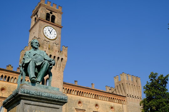 Verdi. Monument to the Italian composer Giuseppe Verdi.Busseto (Parma) is the birthplace of the master. In front of the town hall a large bronze statue portrays him seated on a chair. 