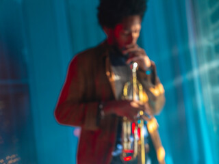Obraz na płótnie Canvas Young trumpet player